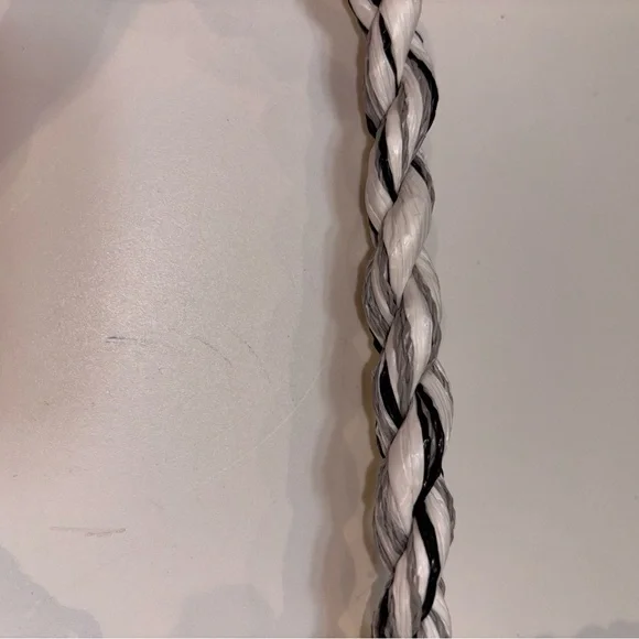 Ernest Large Crochet Shoulder Bag – Sustainable Recycled Plastic Tote bag - Picture 7 of 9